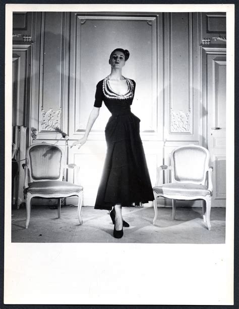 collection de ling new look de christian dior en1947|Christian Dior new look meaning.